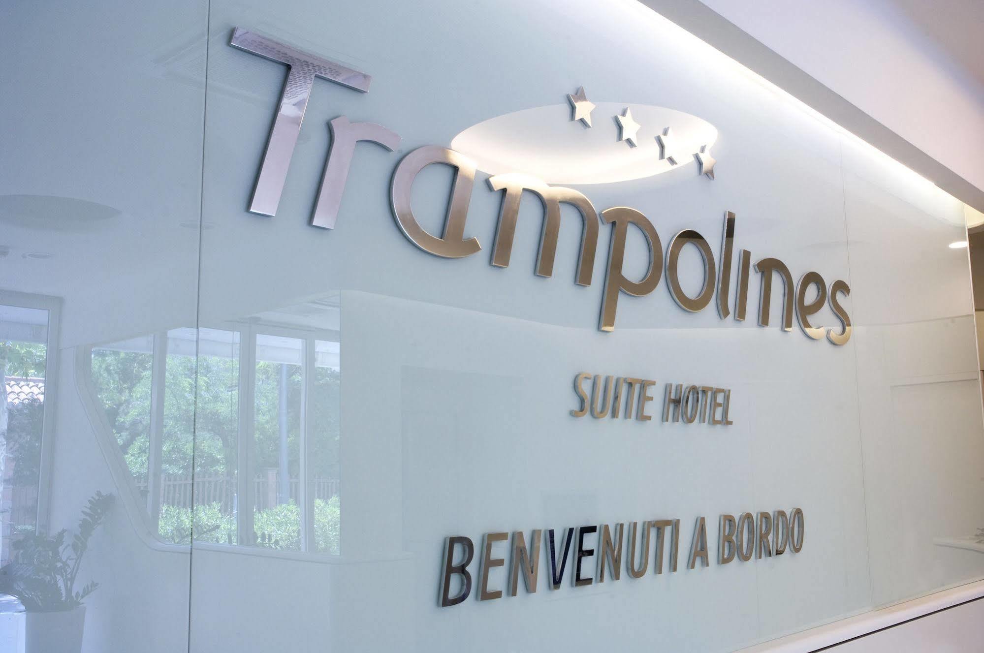 Trampolines Suite Hotel Riccione Eksteriør billede